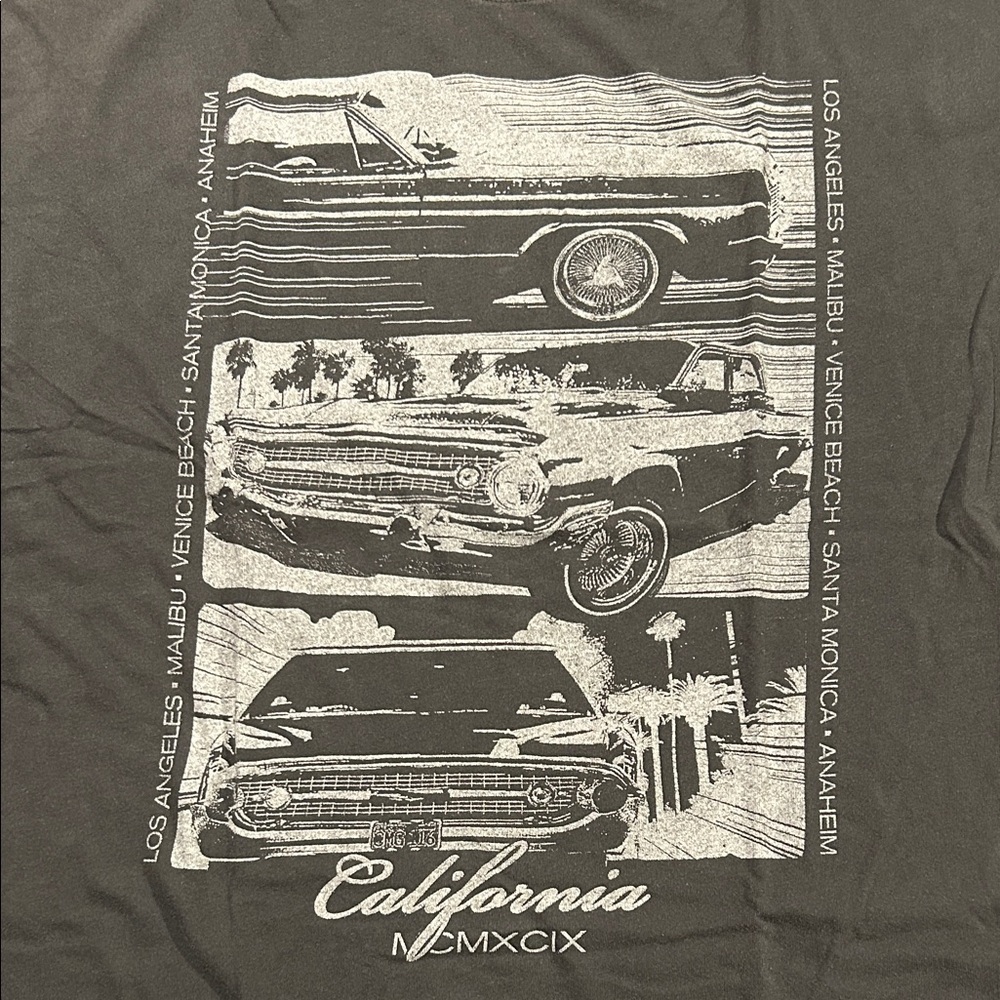 Hollister Black Graphic Tee with Classic Car Design